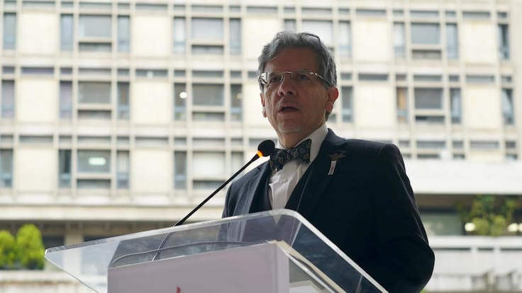 “Estoy revindicando la vida”: Hijo de Carlos Medellín recuerda la tragedia en el Palacio de Justicia