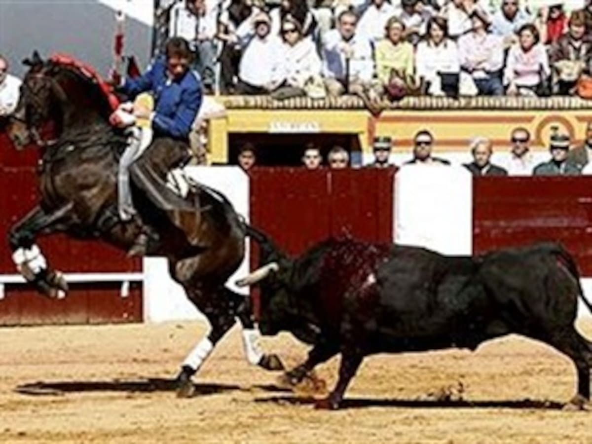 Delirio en la Santamaría: Cuatro orejas y rabo para Pablo Hermoso de Mendoza