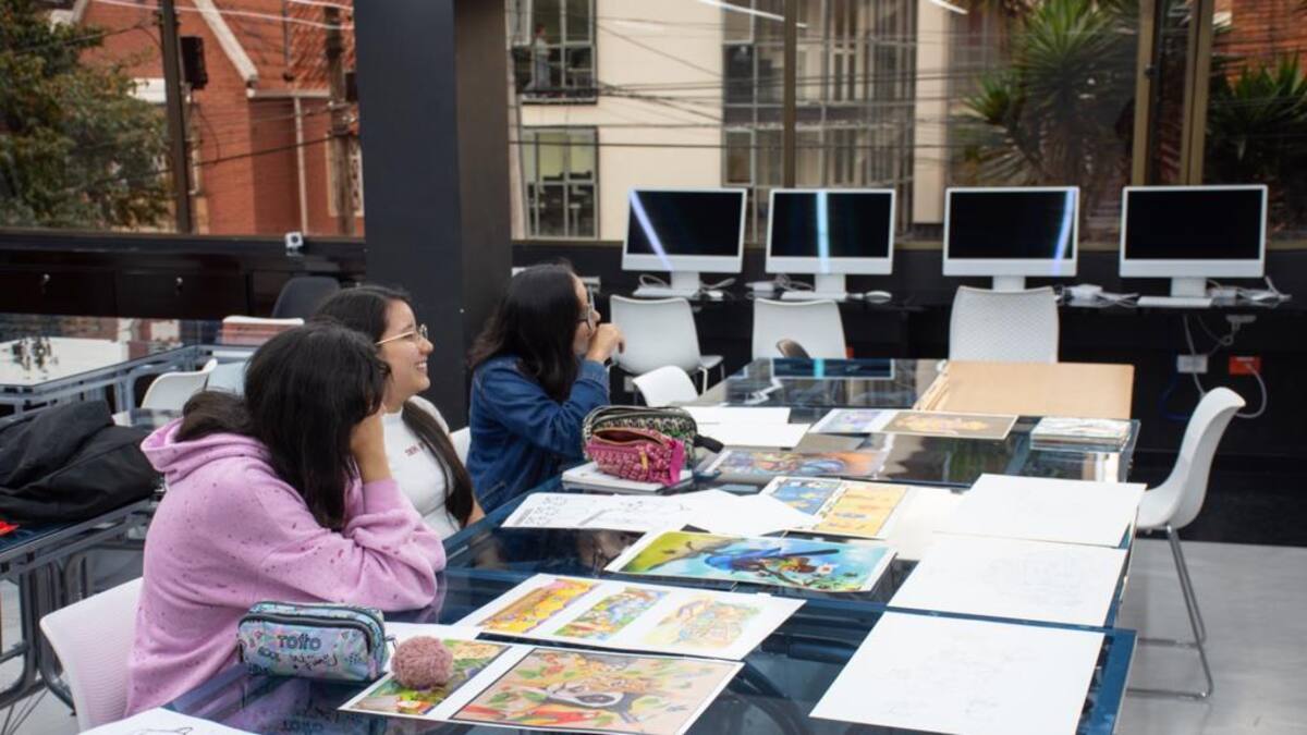 En la Universidad Santo Tomás el Diseño Gráfico es Creación +Investigación =Transformación