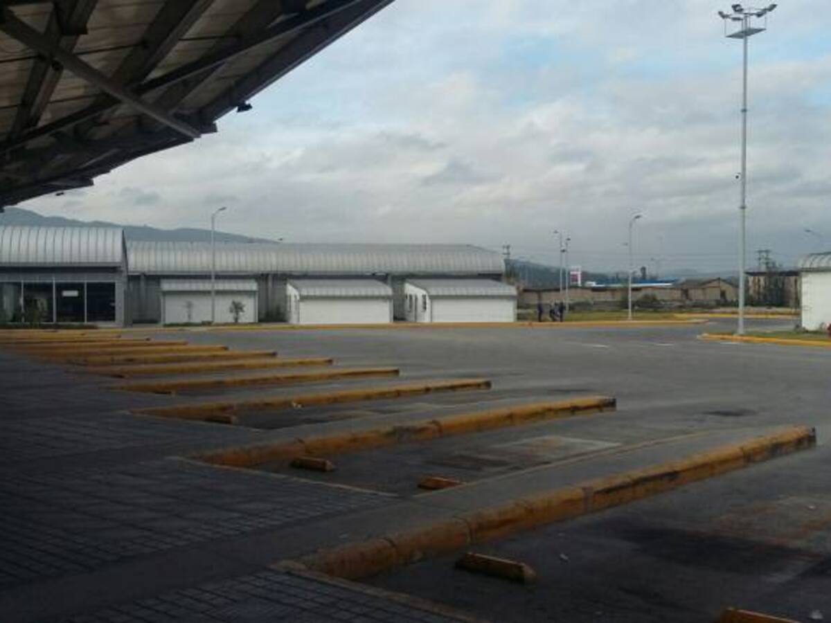 Terminales de transporte de Boyacá suspenden operaciones por paro camionero