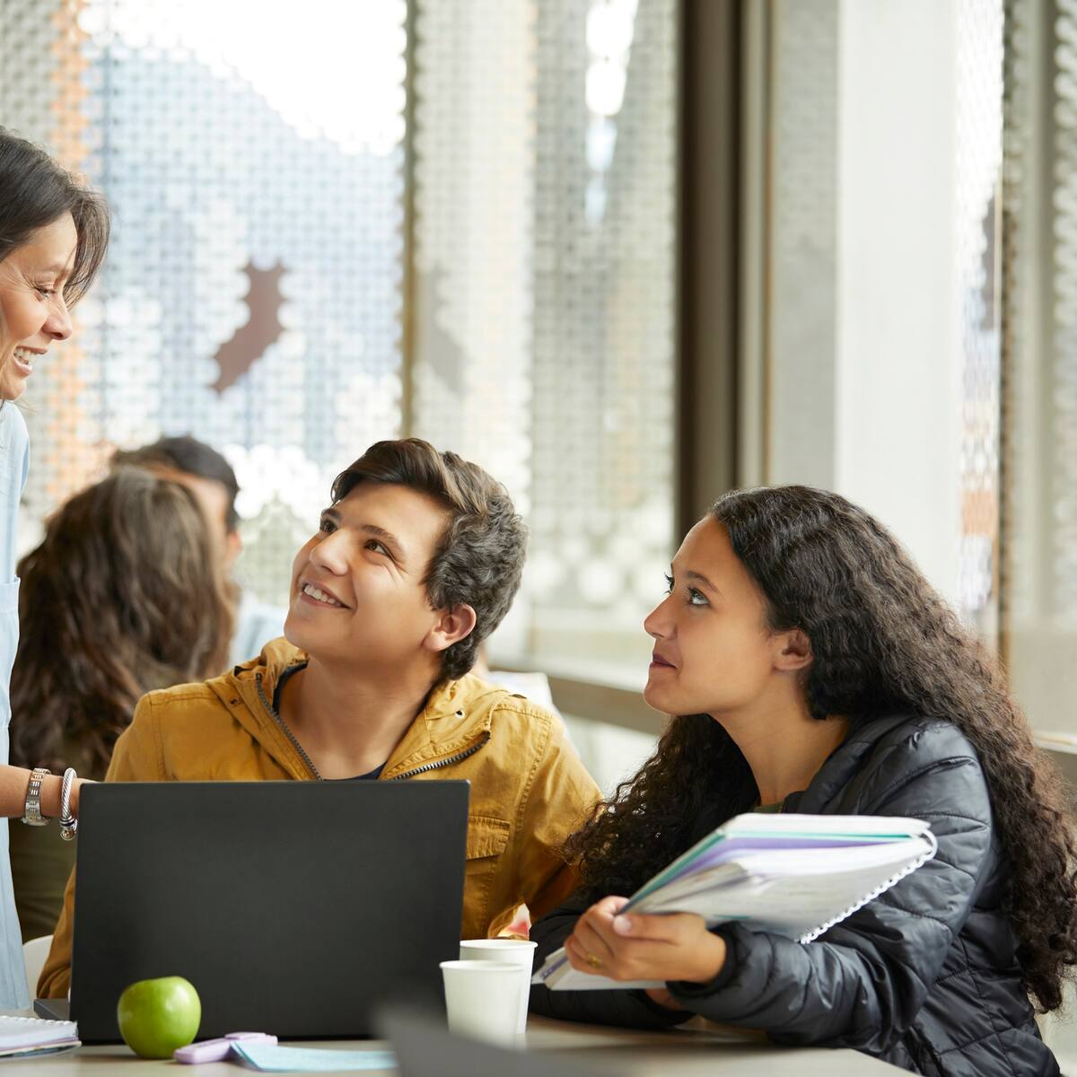 Listado de convocatorias para estudiar gratis en Colombia: Ciudades y requisitos