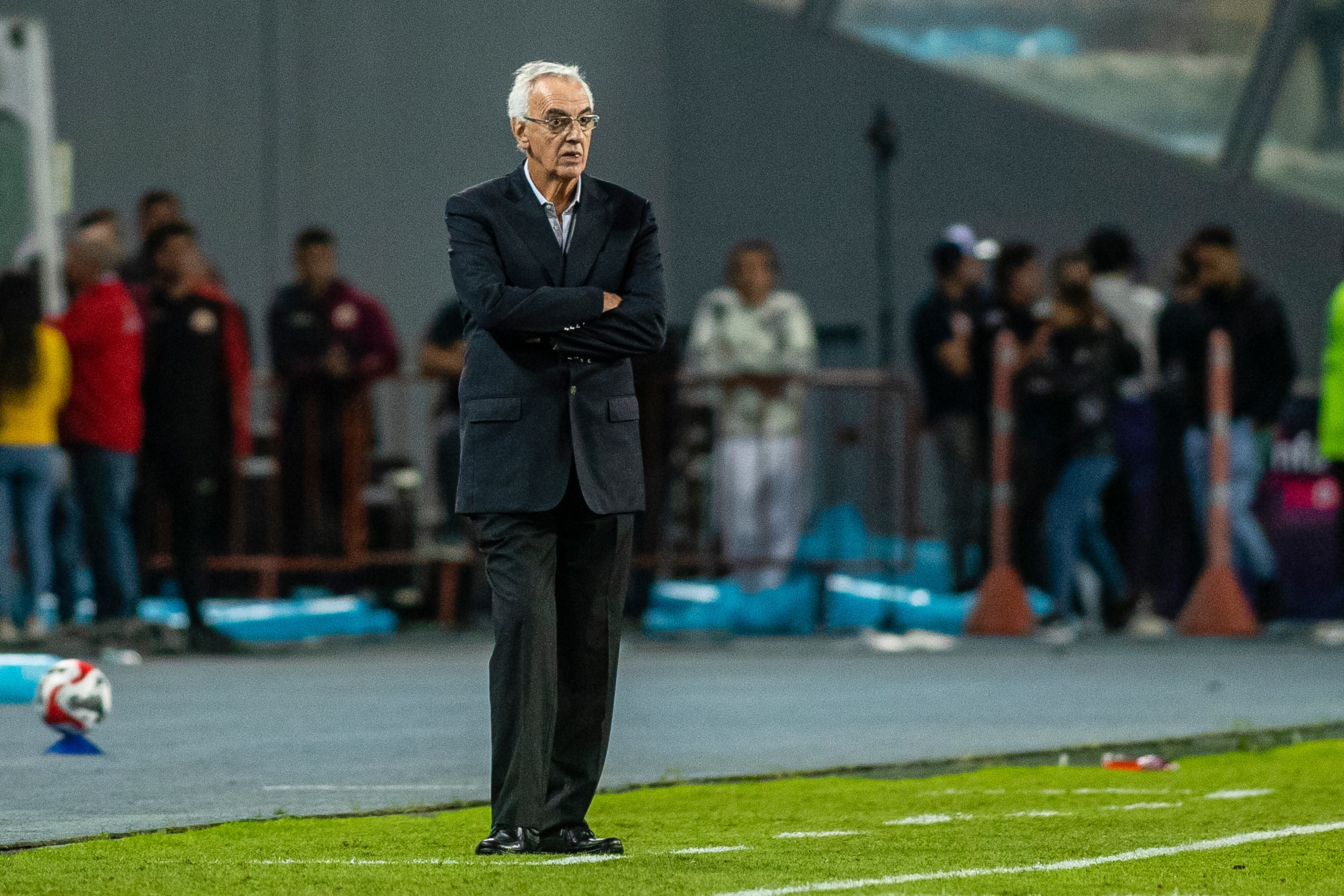 Jorge Fossati, posible entrenador la selección peruana de fútbol | Foto: Martín Fonseca/Eurasia Sport Images/Getty Images)