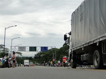 Paro en vías de Villavicencio. Foto: Colprensa.