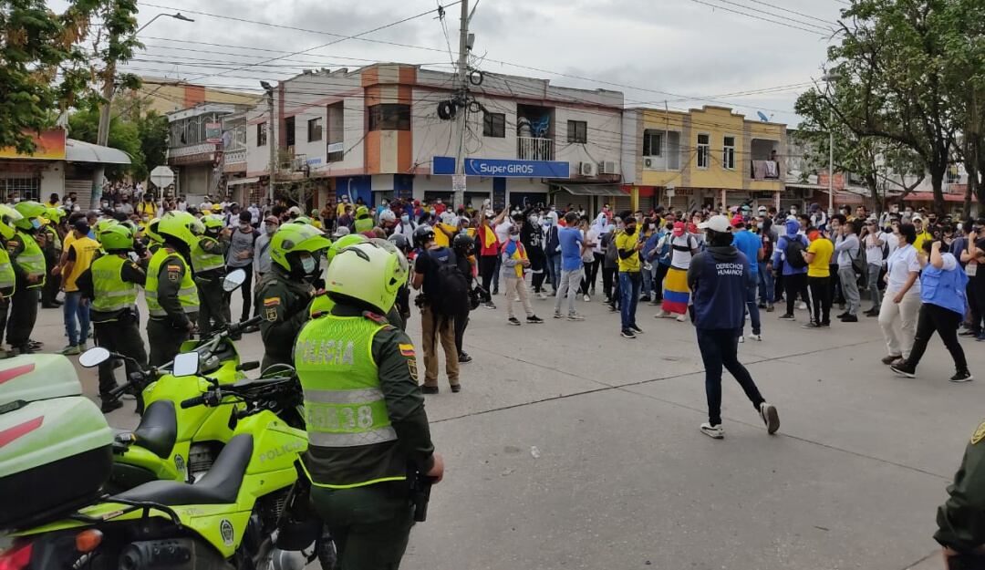 Plantón cerca al Estadio Metropolitano
