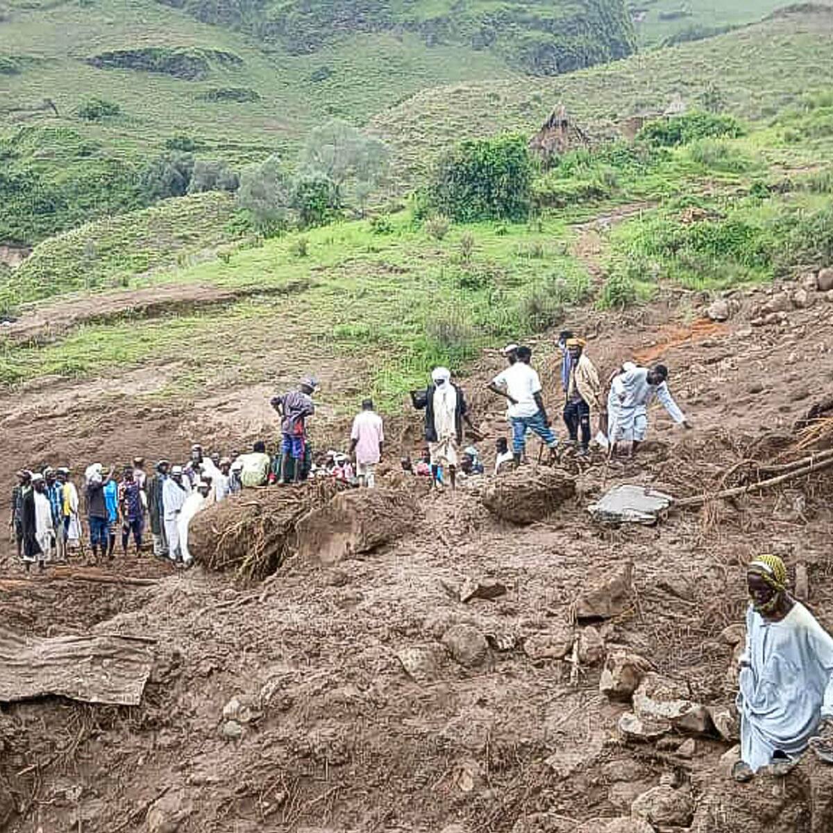 Sudán: deslizamiento deja más de mil personas muertas