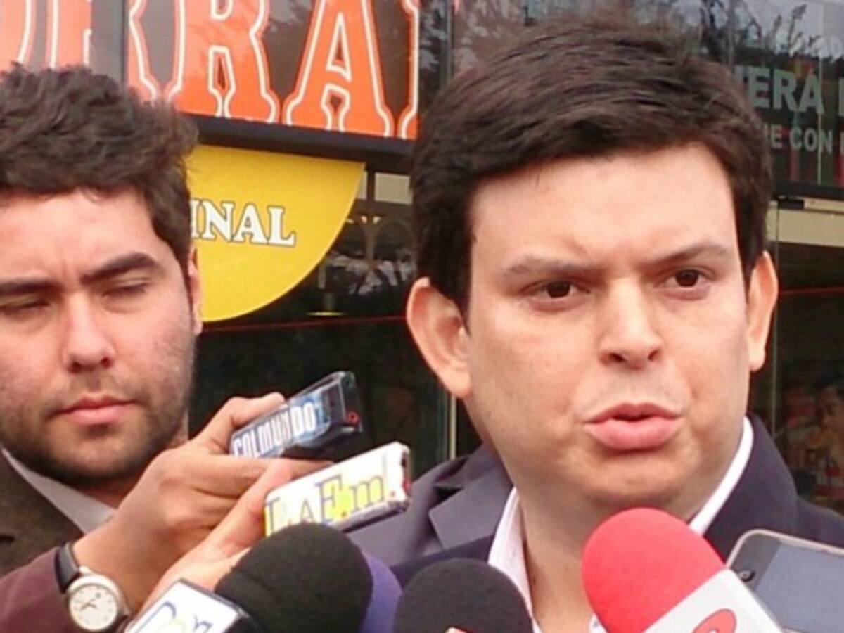Ultimátum a Fiscalía para que defina imputación de cargos a Lyons