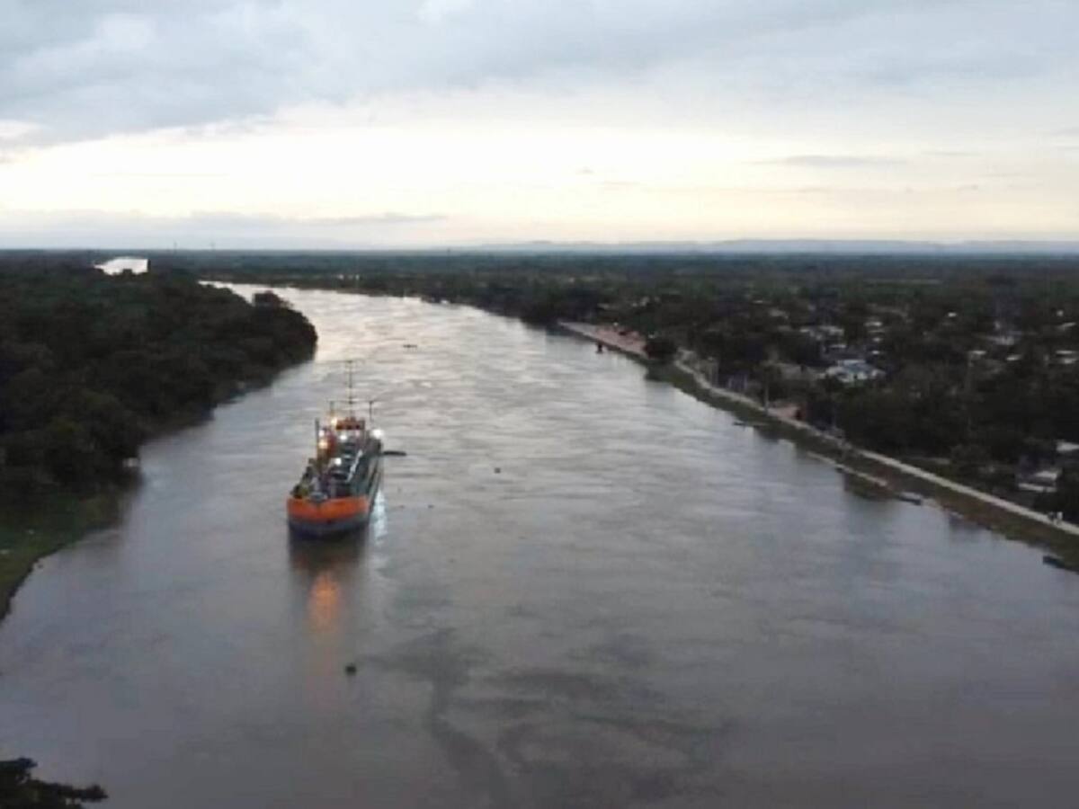 Portuarios advierten efectos en el Puerto por dragado en Canal del Dique
