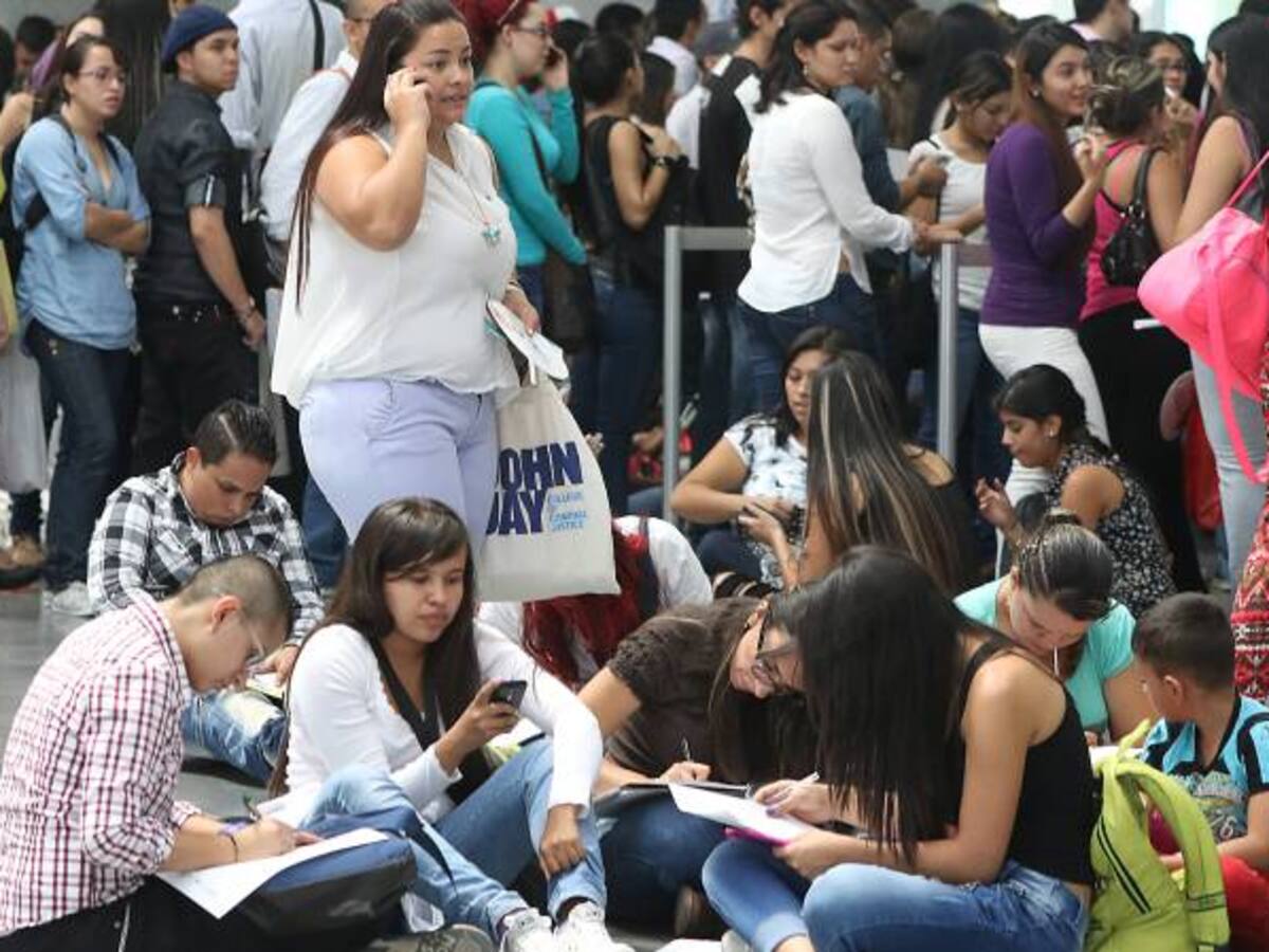 Jóvenes desempleados, un problema de no acabar en Tunja
