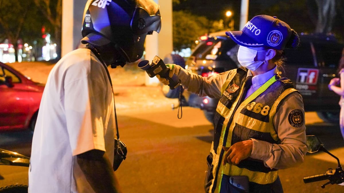En Cali: ¿se restringe la circulación de motos en la madrugada?