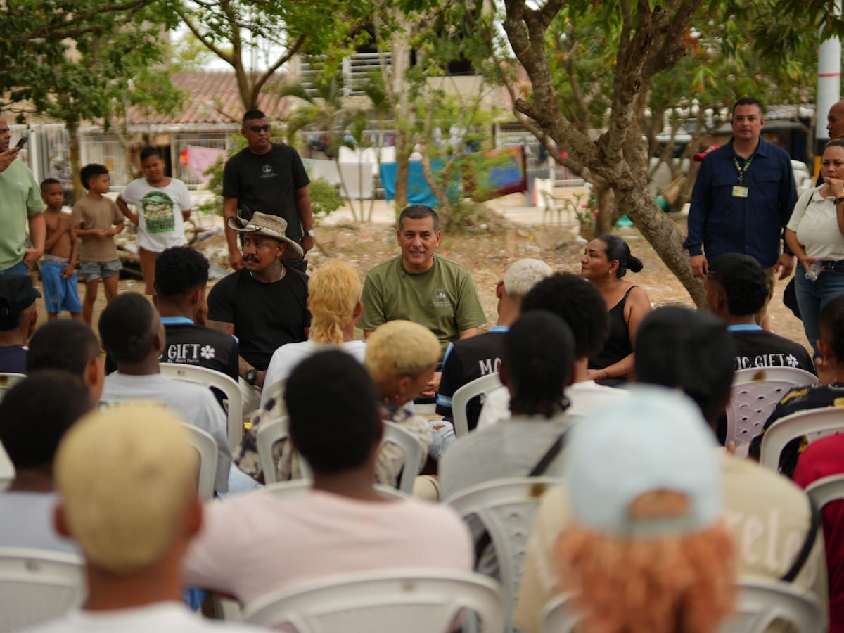 Distrito visitó comunidad de Barrios Unidos en Cartagena: hubo varios compromisos