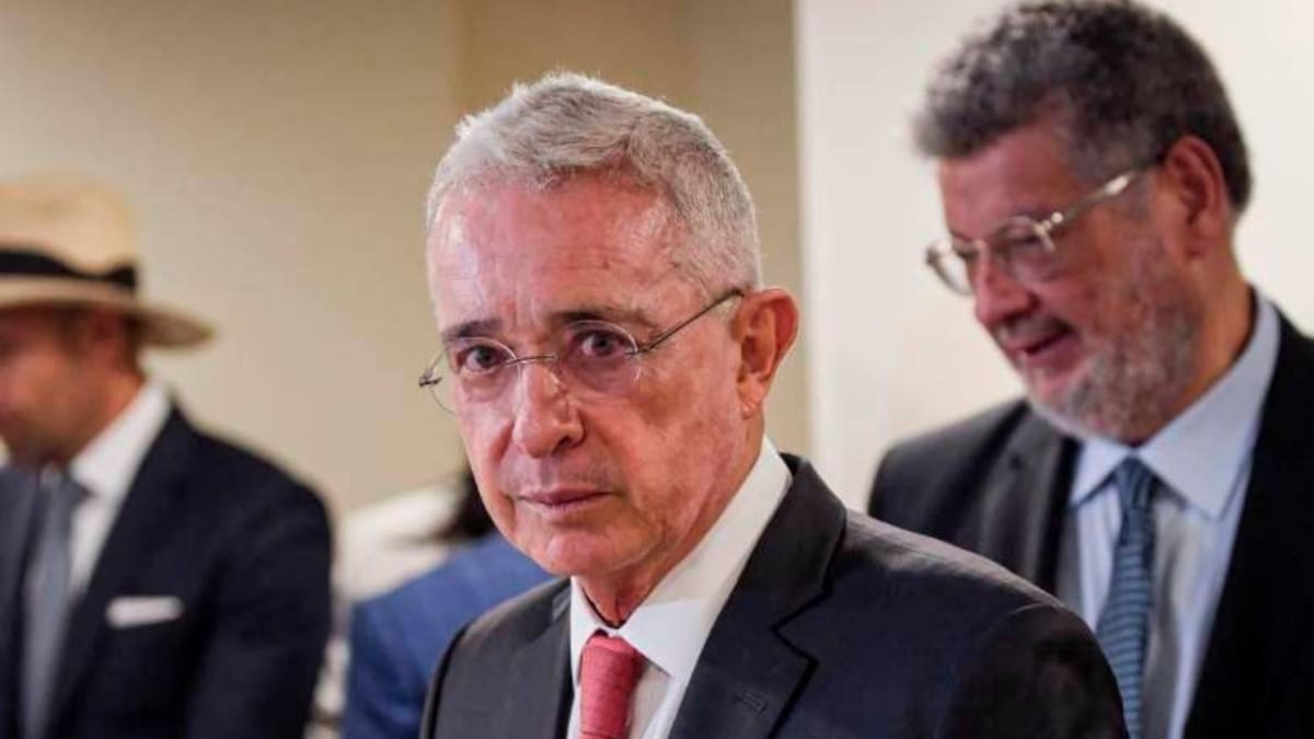 Uribe denunció a Juan Guillermo Monsalve y a Miguel Ángel Del Río por “manipular pruebas”