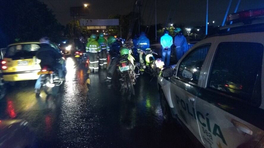 Motociclista falleció en accidente de tránsito en el puente de Juanchito. Foto: Erika Rebolledo (W Radio)