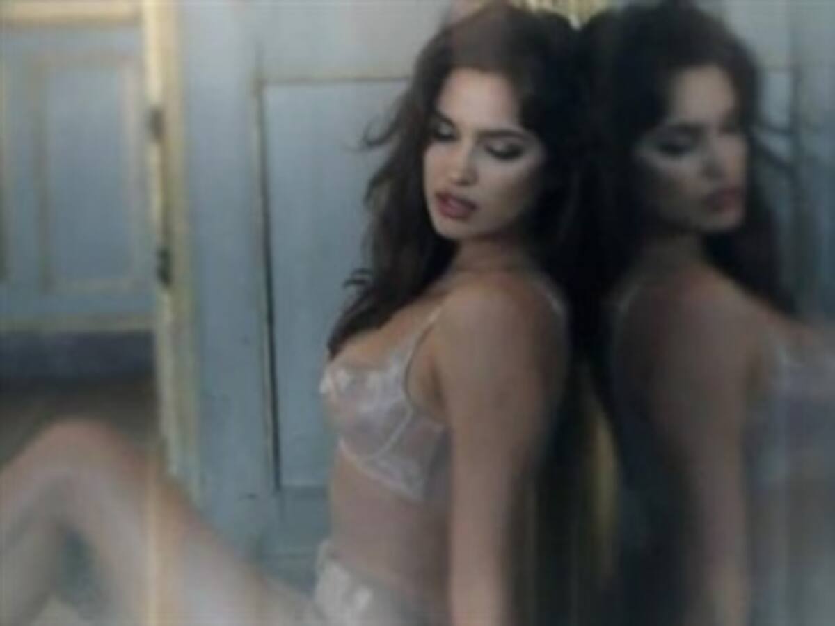 Video: La novia de Cristiano Ronaldo, impresionante en ropa interior