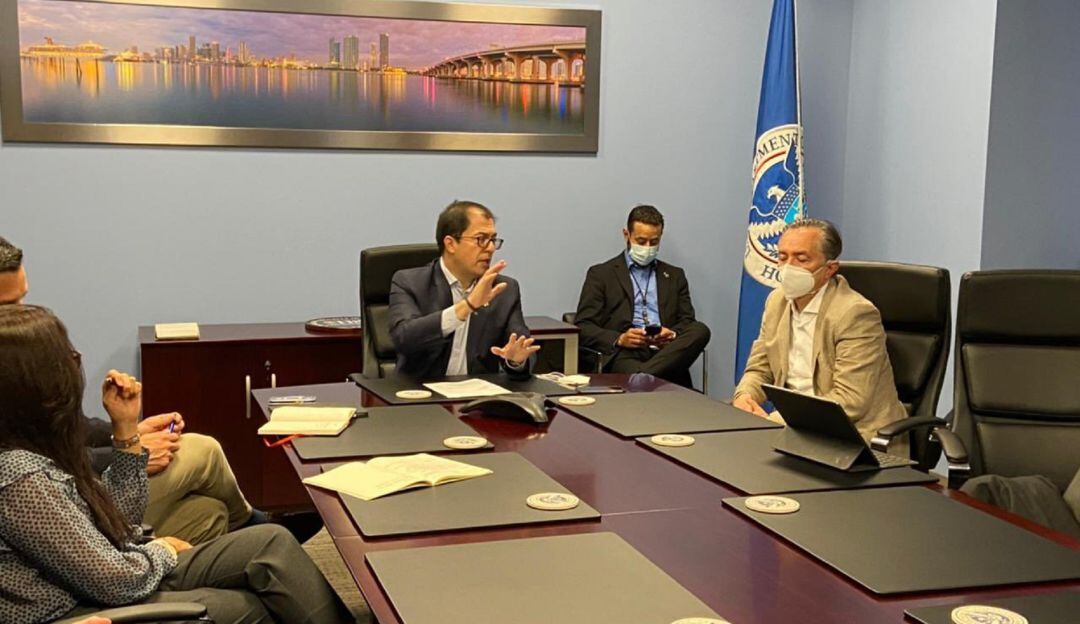 El Fiscal Francisco Barbosa en reunión con delegados de U.S. Departament of Homeland Security