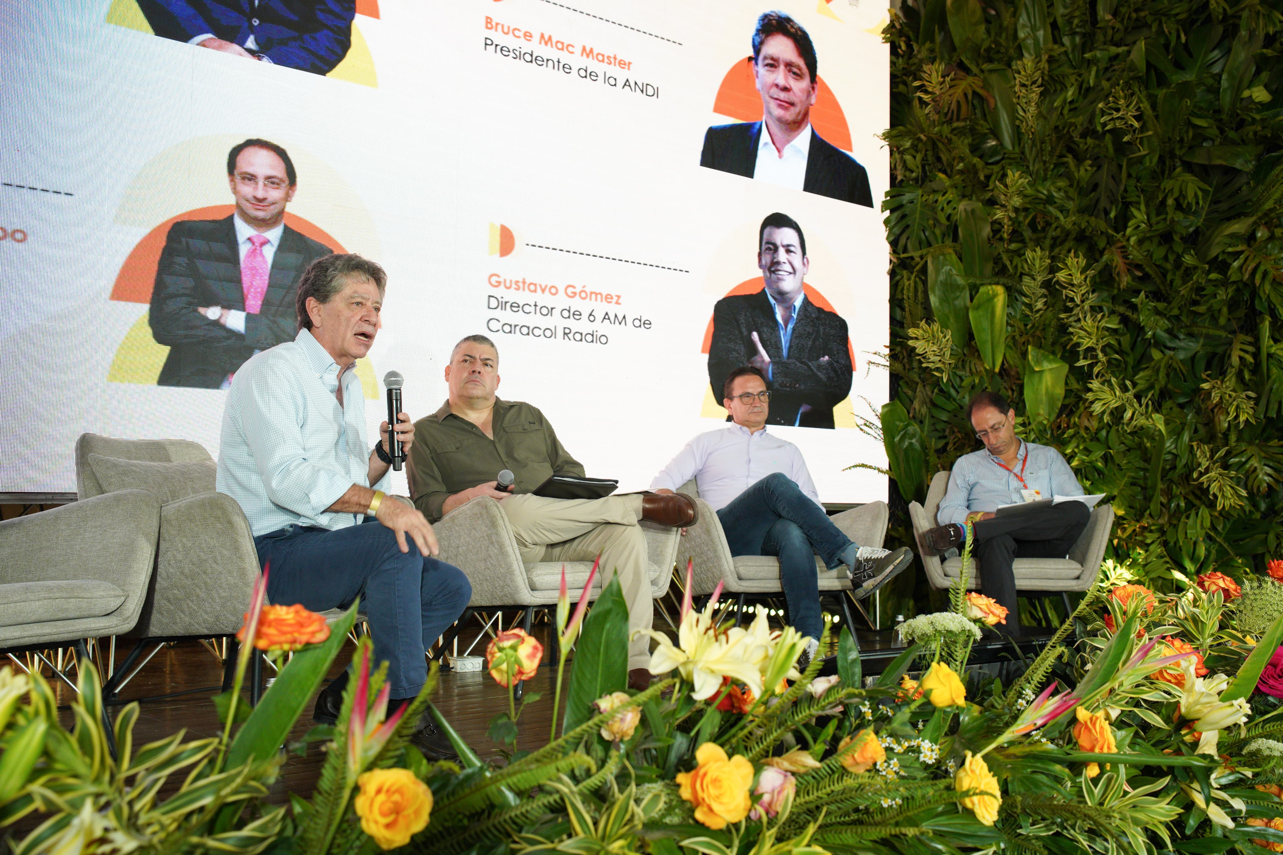 Tanto Bruce Mac Master como José Manuel Restrepo alertaron sobre la gravedad de la inequidad en América Latina y su vínculo con la corrupción. | Foto: Caracol Radio