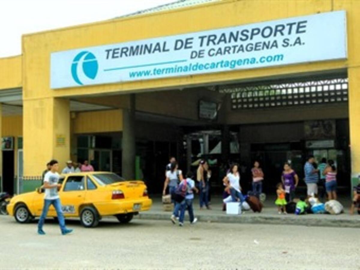 En 80% ha disminuido entrada y salida de buses Cartagena – Medellín por paro minero