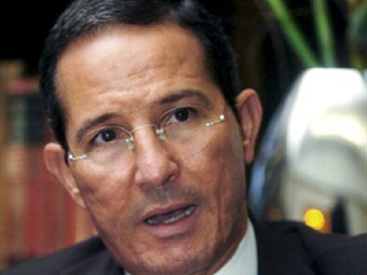 Presidente del Partido Conservador no se explica rebeldía de Andrés Felipe Arias