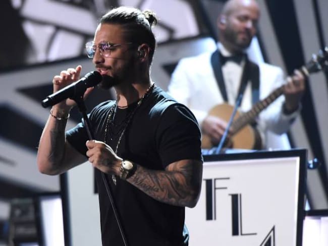 Maluma, paparazzi por un día