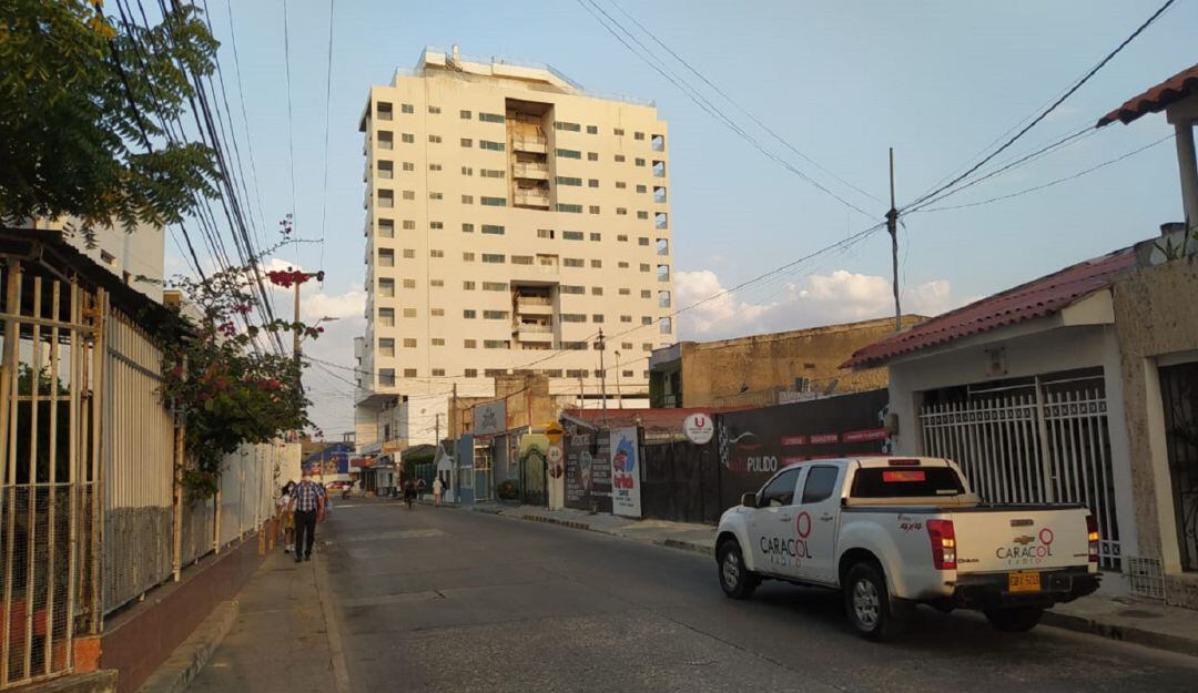 La junta manifestó que en su momento recibieron por parte del edificio Magno Towers los papeles respectivos que daban cuenta de la licencia