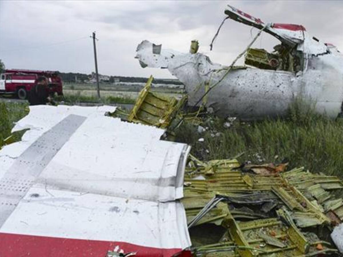​Santos califica de "crimen espantoso" derribamiento de avión malasio