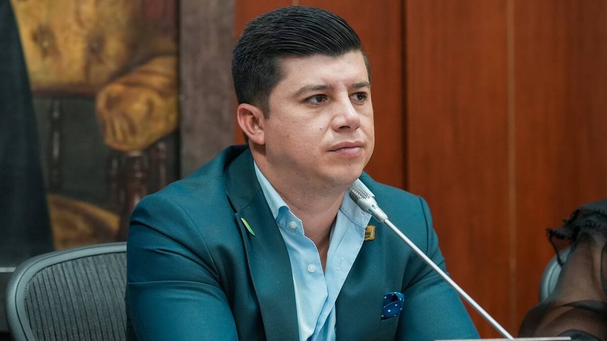 No hay mico, yo no le hago favores a nadie: Gustavo Moreno sobre proposición de Asofondos