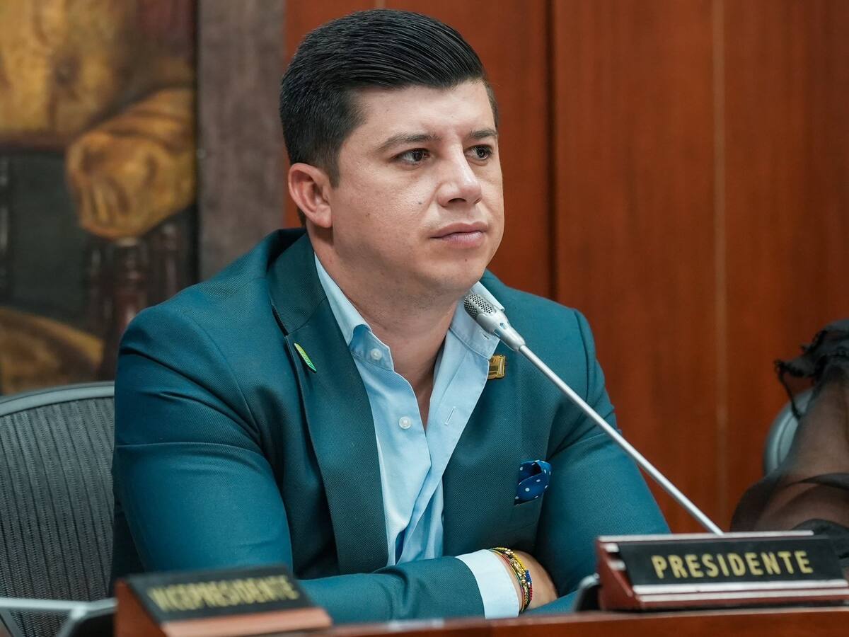 No hay mico, yo no le hago favores a nadie: Gustavo Moreno sobre proposición de Asofondos