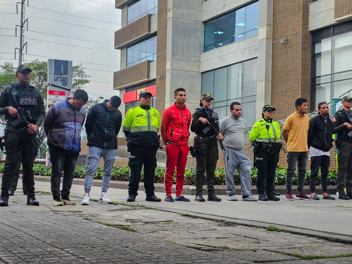 Cae banda criminal en Bogotá que extorsionaba a bici taxistas en la localidad de Suba
