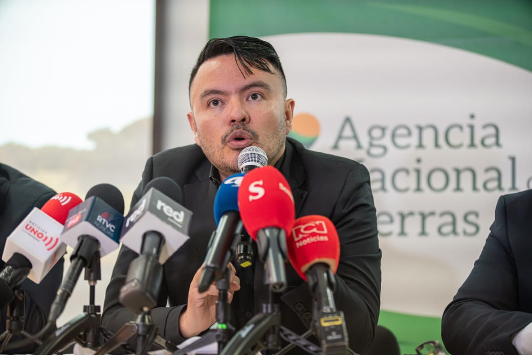 La denuncia la hizo Felipe Harman Ortiz, director general de la Agencia Nacional de Tierras.