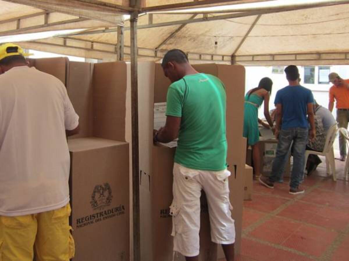 Alerta en 85 municipios de 22 departamentos por riesgo electoral