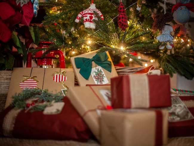 Imagen de referencia de regalos en Navidad