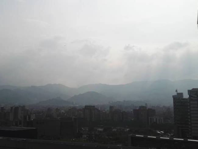 Declaran 3 días de alerta en Medellín por calidad del aire