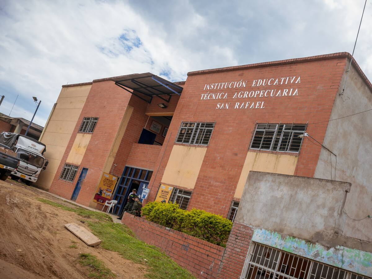 Anuncian inversión para el colegio del corregimiento de Herrera en Rioblanco, Tolima