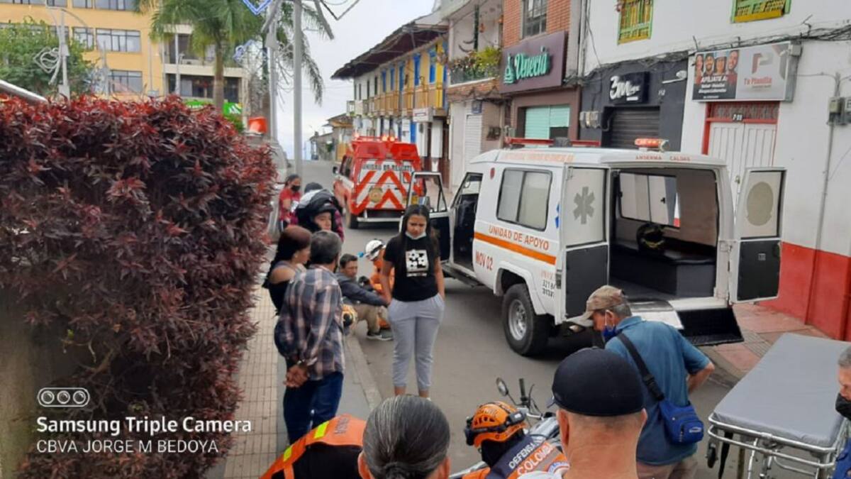 Peatón fue arrollado por un motociclista en Anserma, Caldas