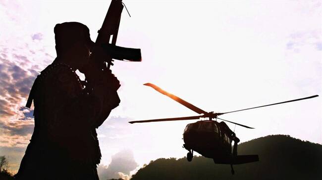 La Fuerza Aérea señaló que las misiones de reconocimiento y vigilancia se mantienen en todo el suroccidente colombiano. Foto: Getty Images