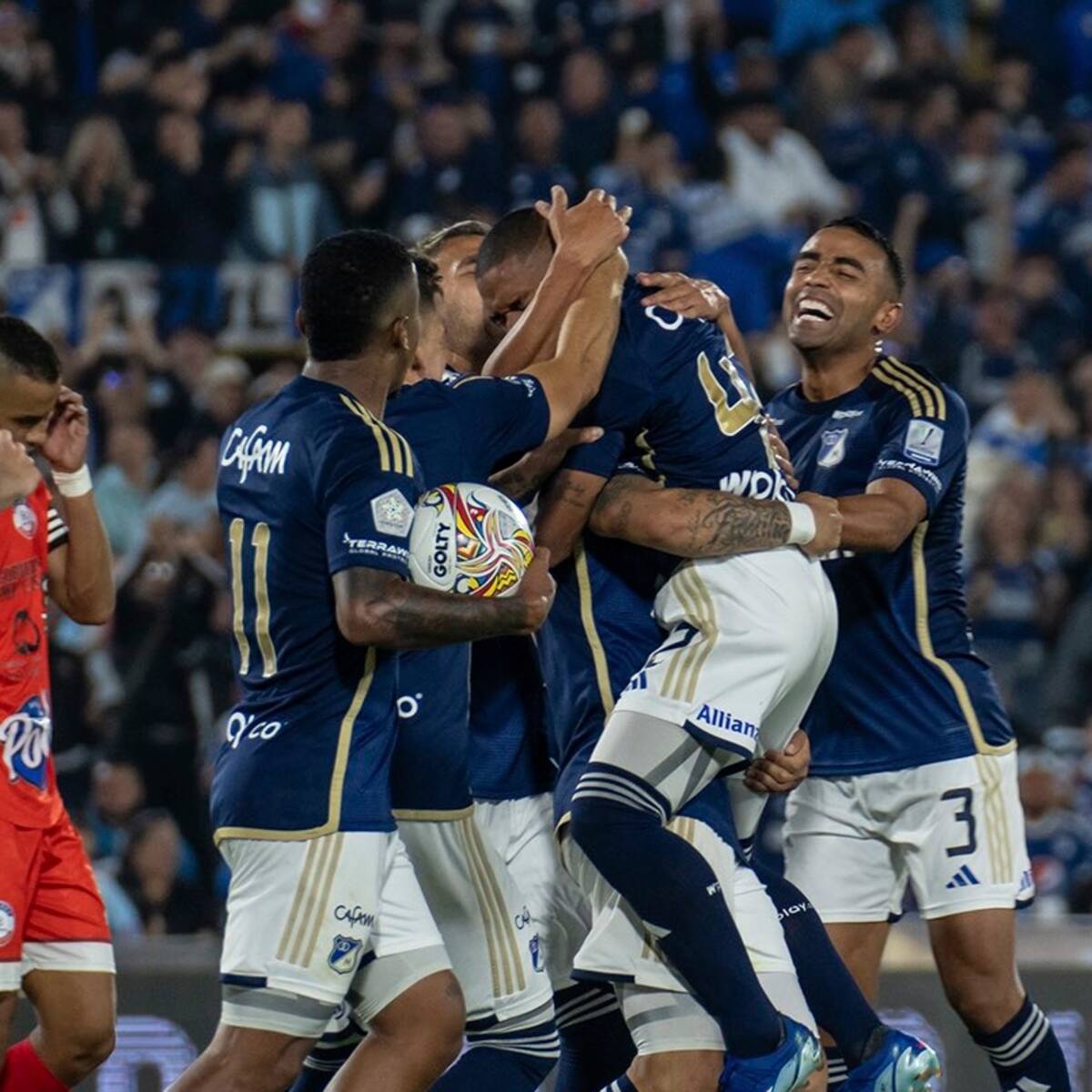 Millonarios recupera dos piezas fundamentales para la Liga