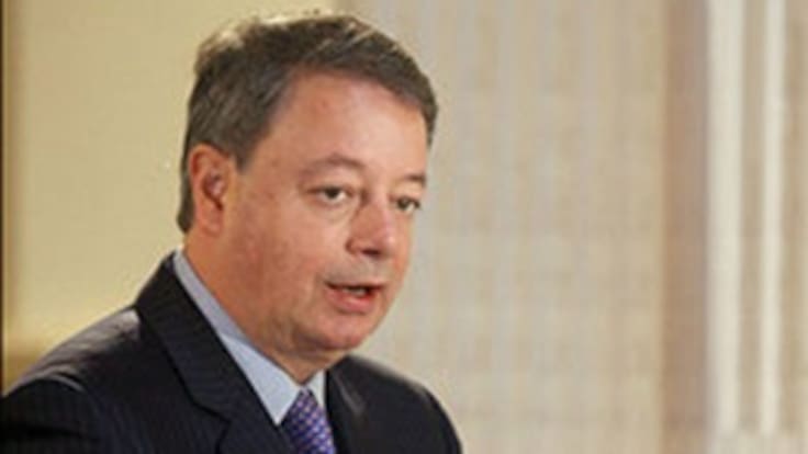 El ministro de Defensa respaldó a los oficiales que denunciaron a Arango Bacci