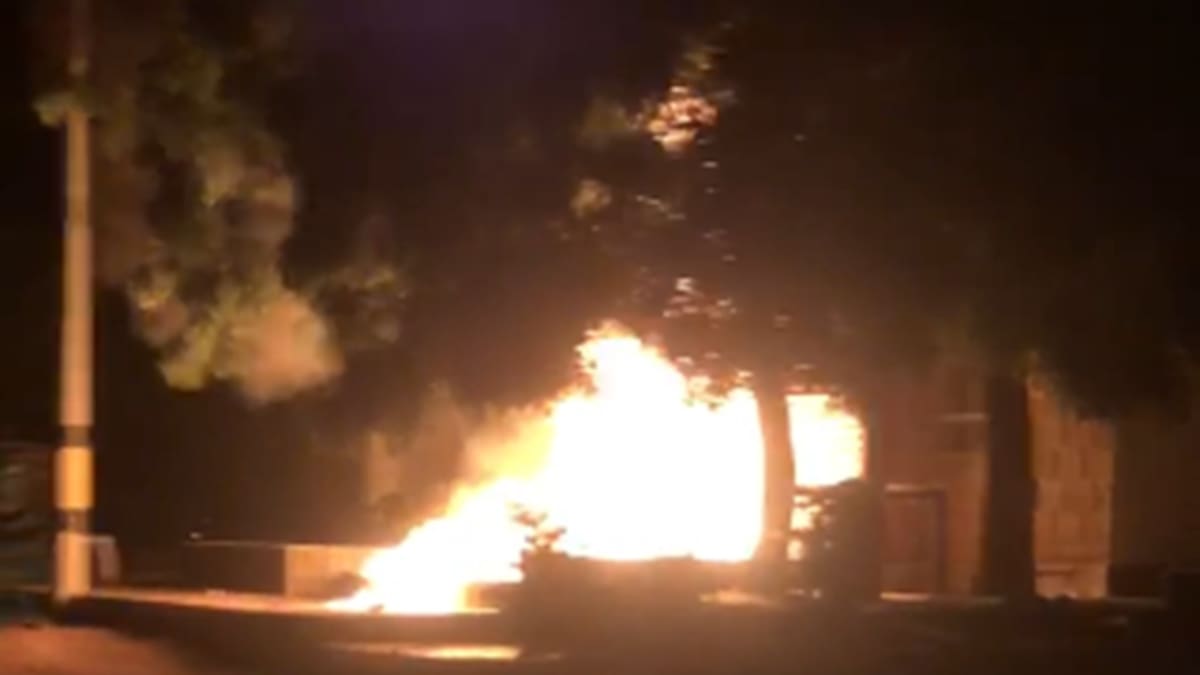 Asonada en Nazareth deja un muerto y una estación de policía incinerada