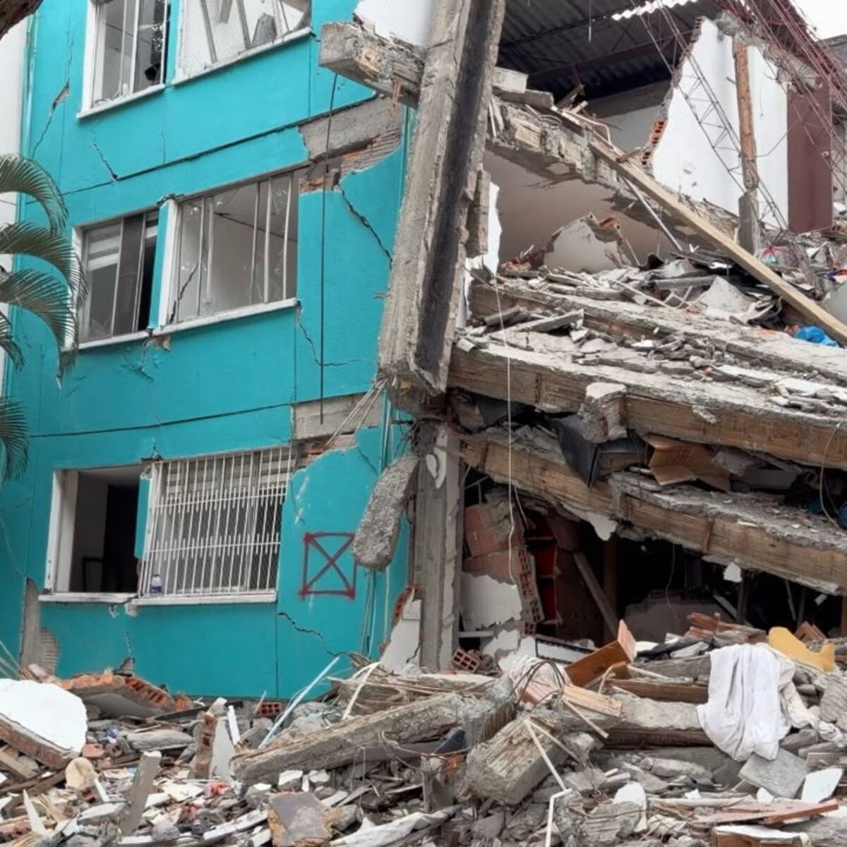 Inicia en Cali demolición de edificios afectados por el terremoto