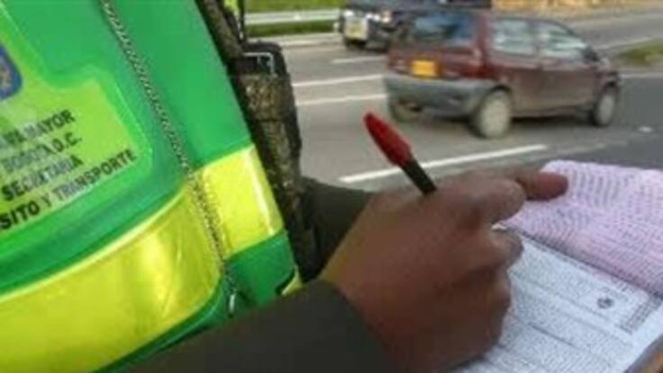 Secretaría de Movilidad asegura que tiene 20 mil libretas de formatos de comparendos