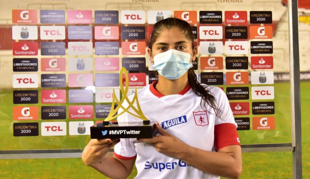 Catalina Usme, escogida como la mejor jugadora de la cancha ante El Nacional