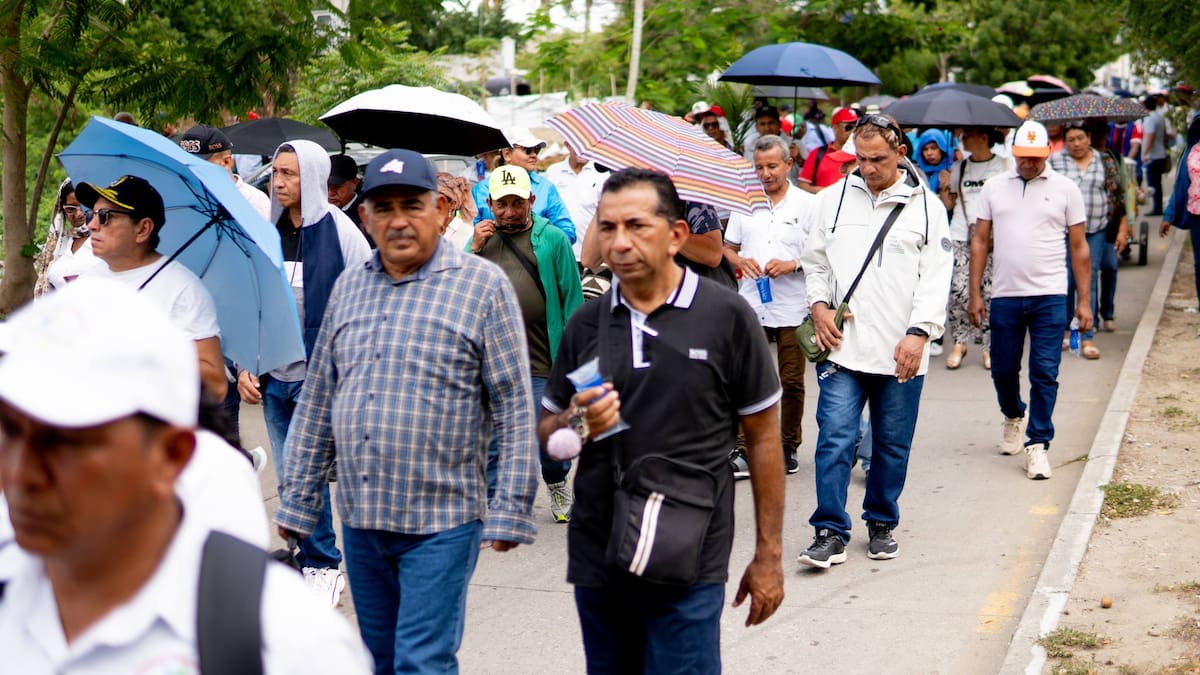 Paro de maestros en Sucre dejó sin clases a más de 164 mil estudiantes