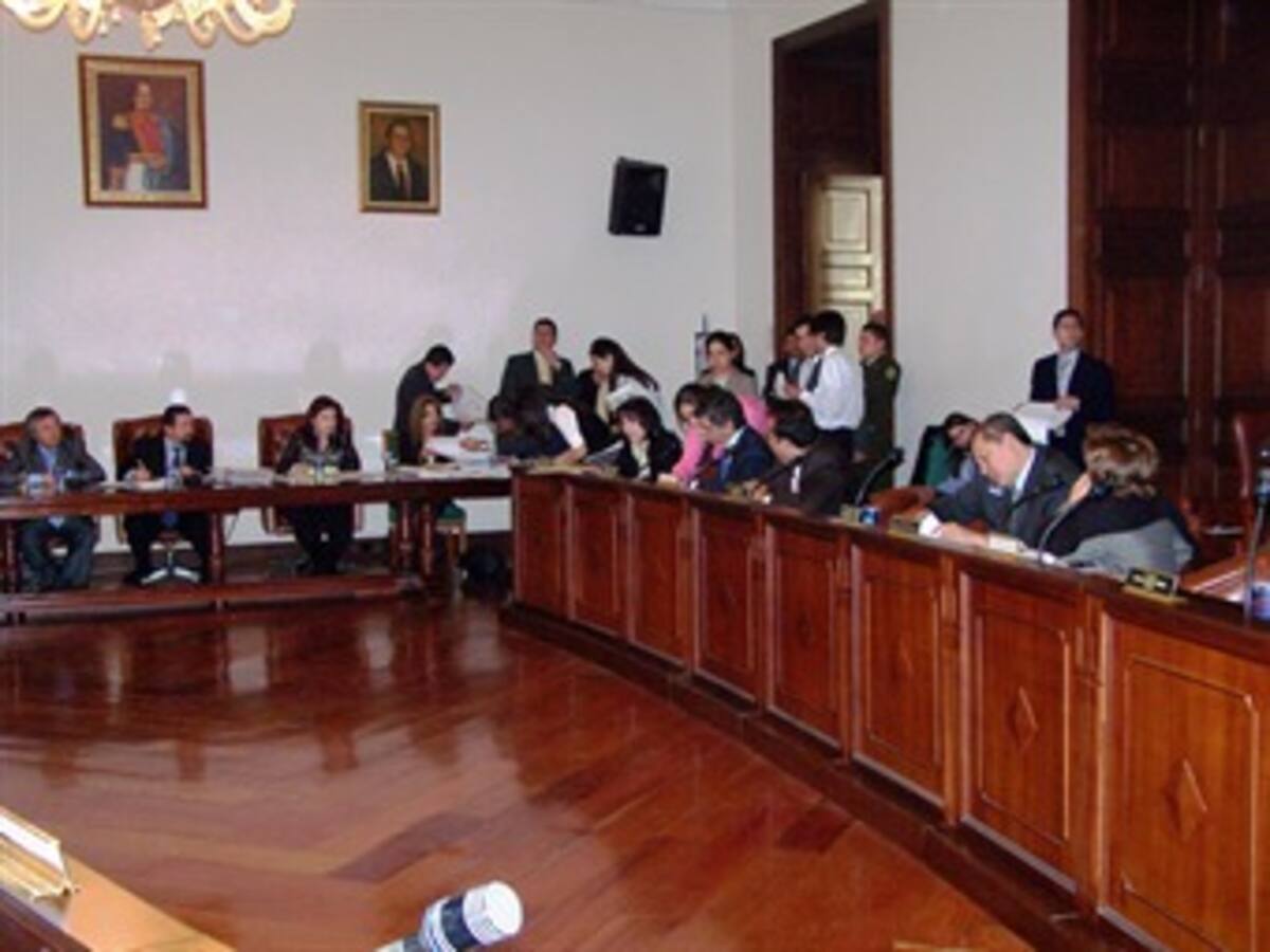 Senado retira el artículo de fuero militar de la Reforma a la Justicia