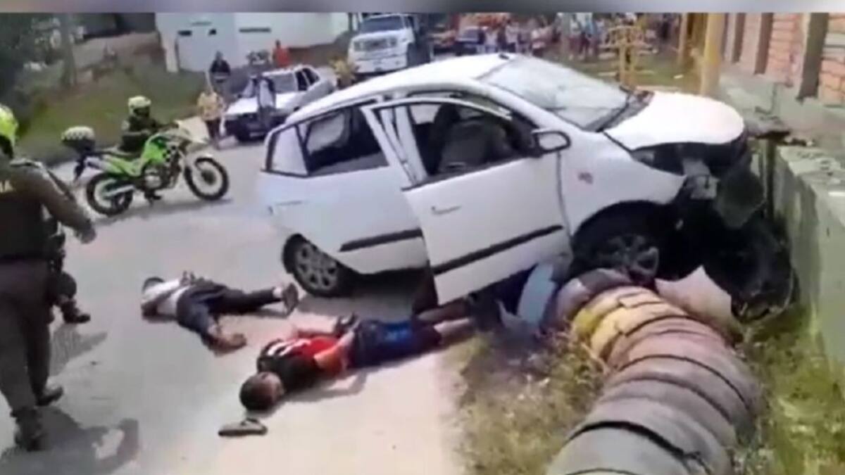 VIDEO: Hombre falleció en medio de un atraco a camión con café