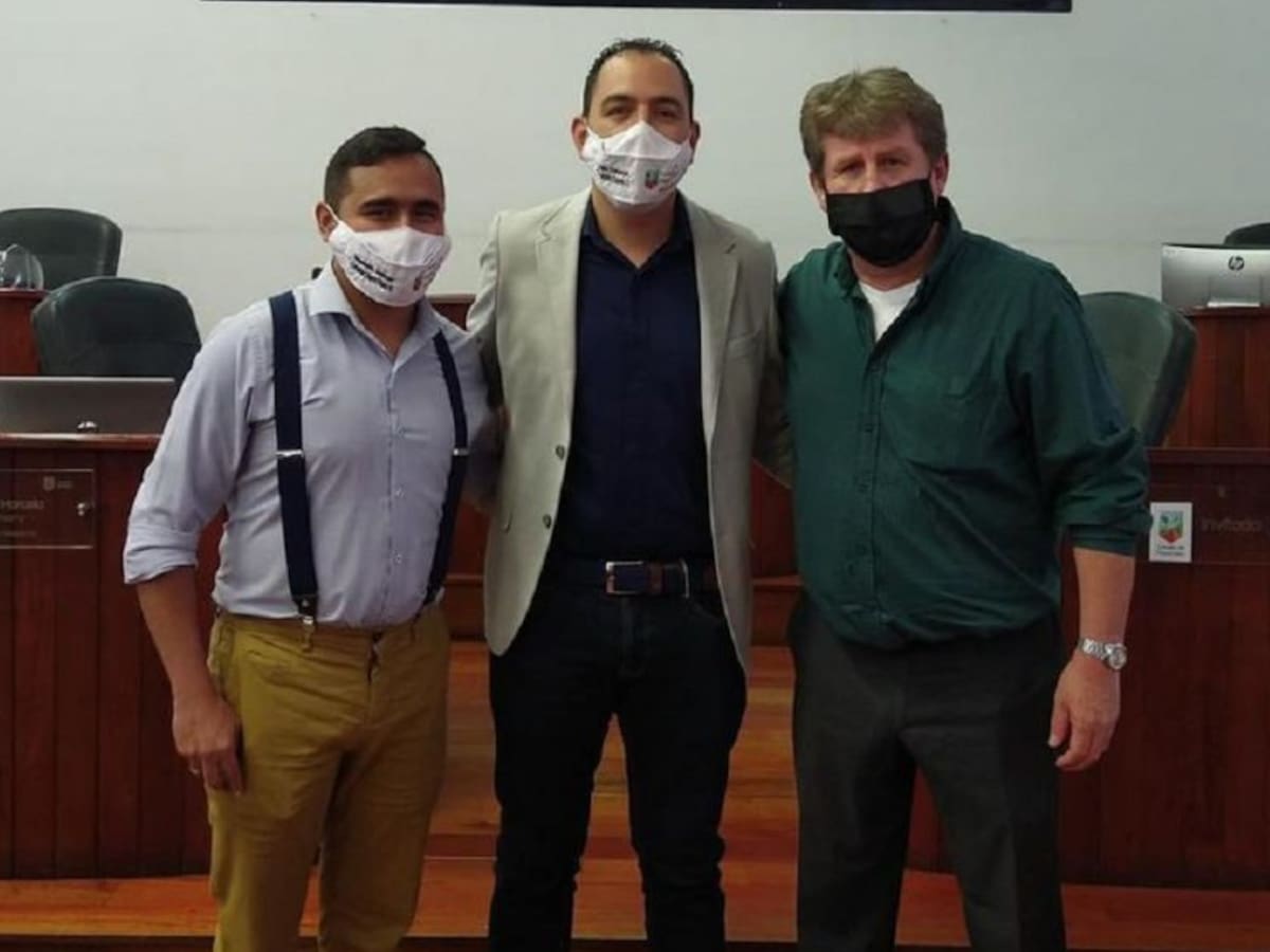 Concejales se declararon en independencia de la administración municipal