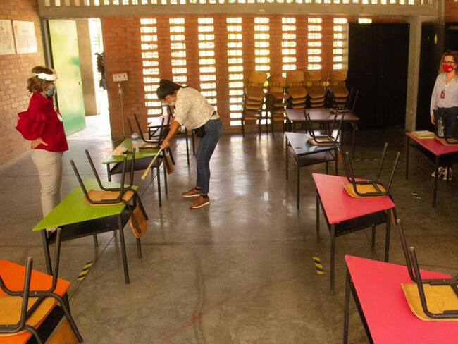 Bucaramanga suspende pilotos con 6 colegios en alternancia