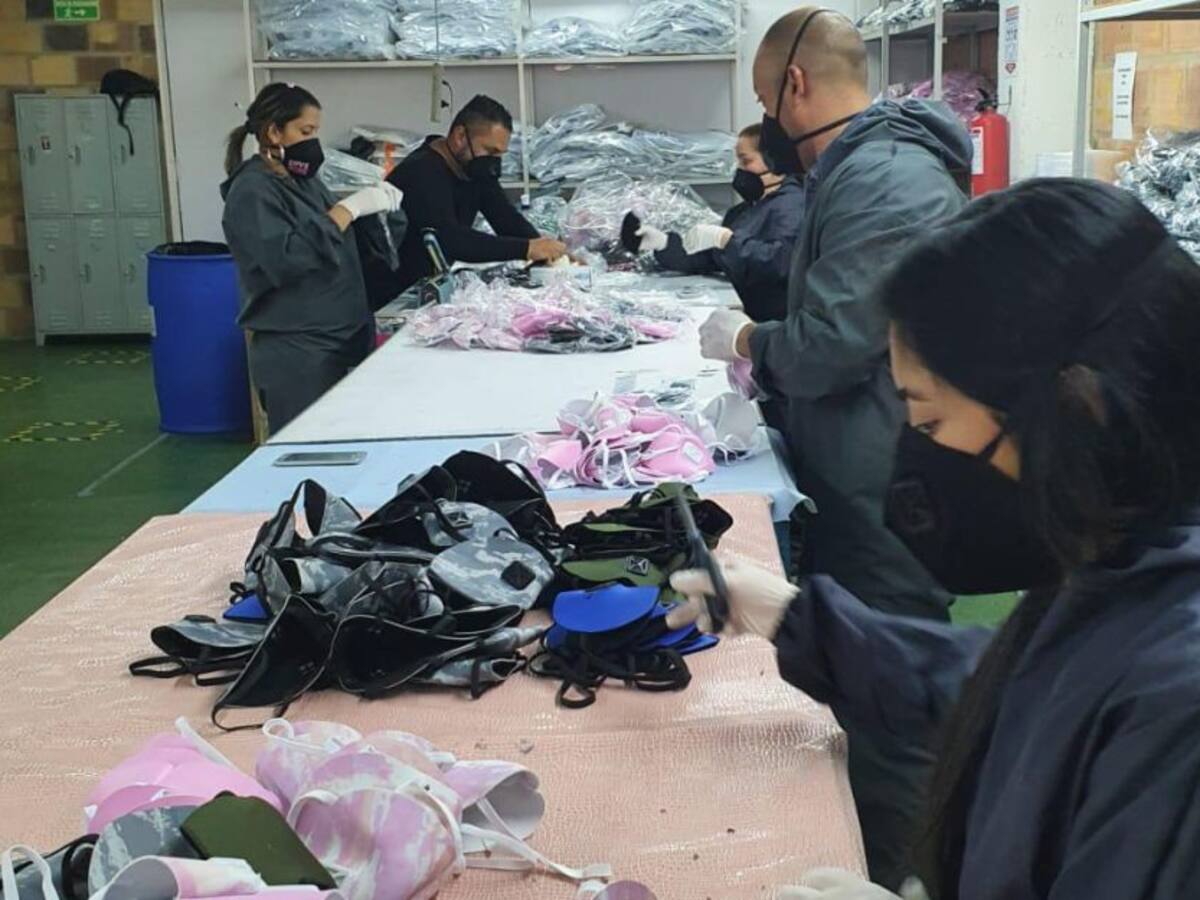 Kupid Shoes la empresa que se reinventó para fabricar tapabocas