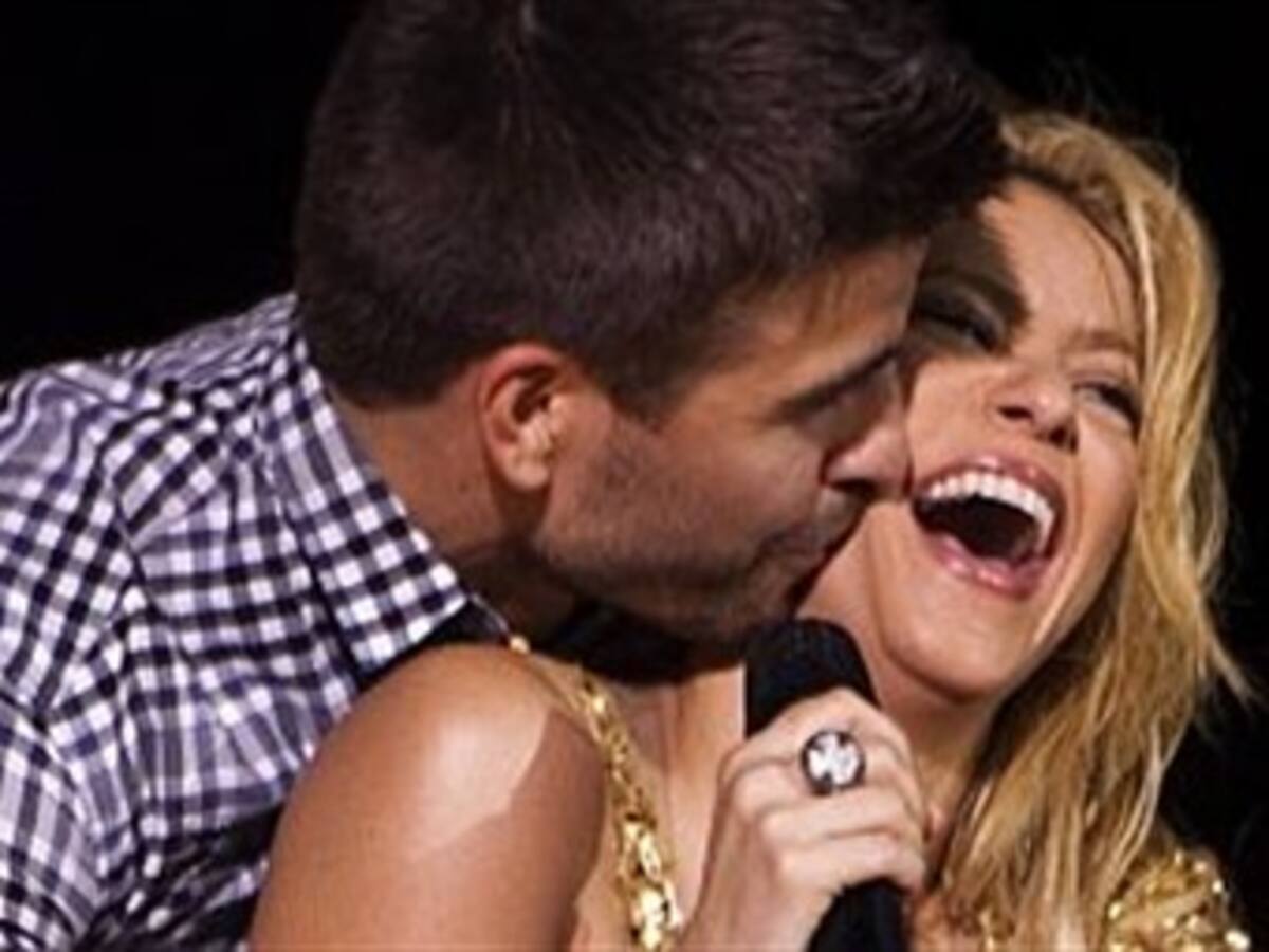 Shakira desmiente en Twitter que haya roto con Piqué