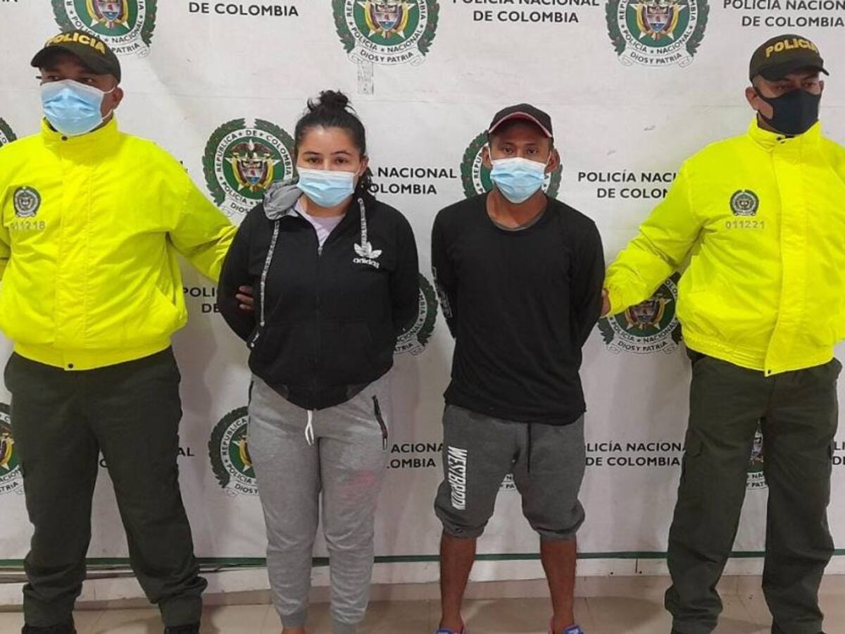 Caen dos personas, presuntamente, por hurtar vehículos y comercializarlos