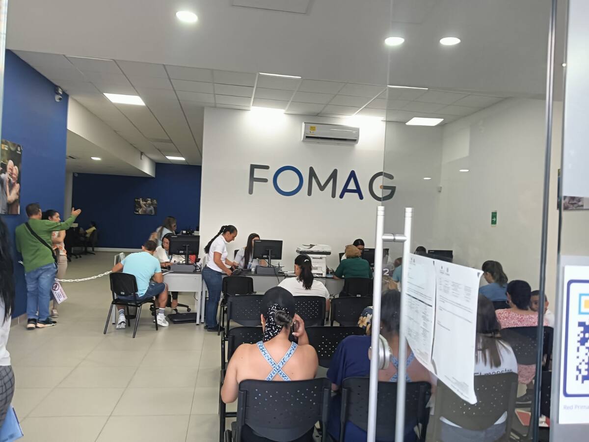 ¿Qué compromisos asumió FOMAG y farmacias con la entrega de medicamentos a maestros en Quindío?