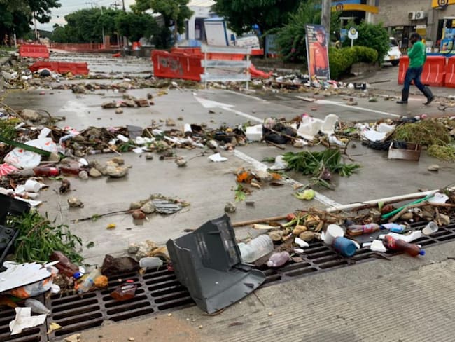 20 toneladas de basuras se recogieron en rejillas tras aguacero